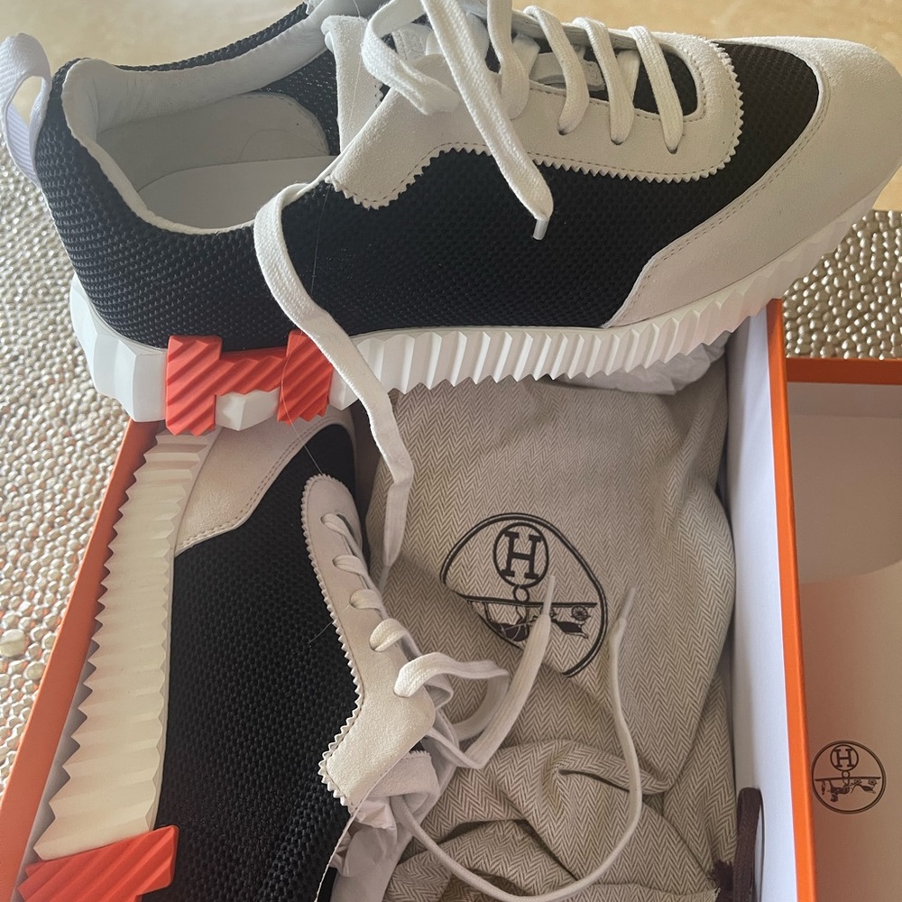 HERMES WOMEN SIZE 40.5 SNEAKERS - Picture 7 of 7